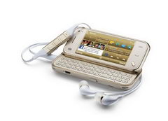 Nokia N97 mini Gold Edition: «малыш» в золотой обертке