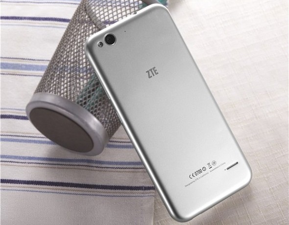 ZTE Blade S6 Lux -    