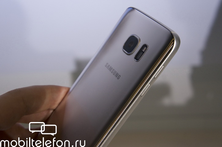  -    Samsung Galaxy S7 edge