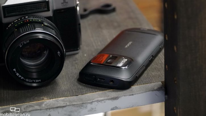  Nokia 808 PureView   