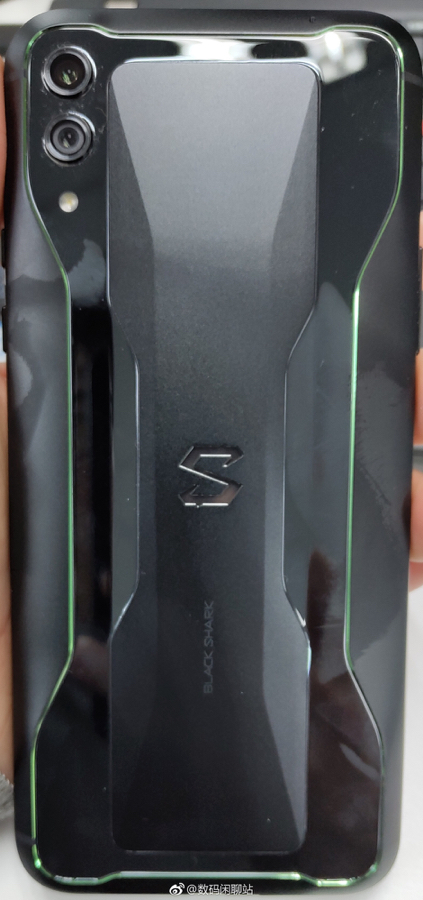 Живые фото Xiaomi Black Shark S2