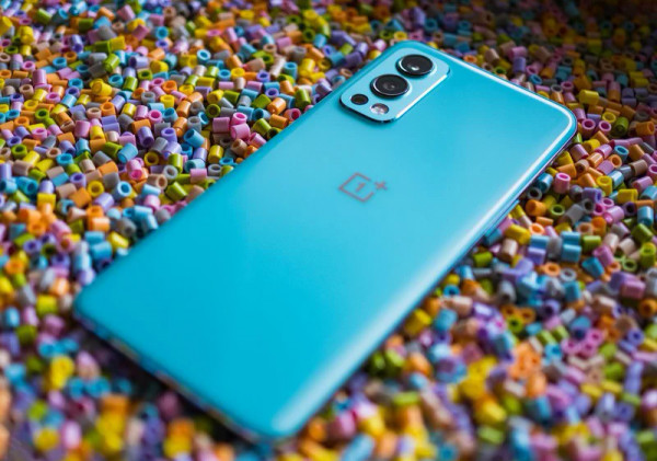 ,     OnePlus Nord 2T:   ?