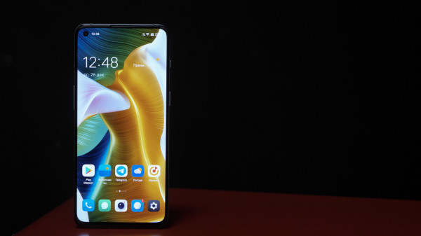   OnePlus 9RT:  Snapdragon 888
