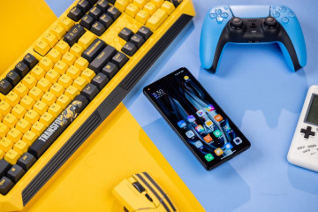   Xiaomi Redmi K50 GE    Mercedes-AMG