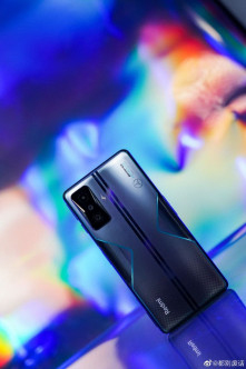   Xiaomi Redmi K50 GE    Mercedes-AMG