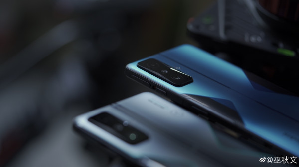   Xiaomi Redmi K50 GE    Mercedes-AMG