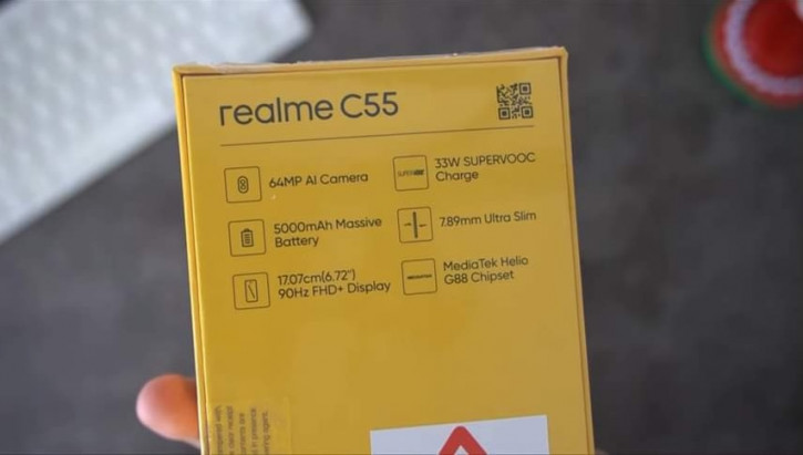А разговоров-то было: распаковка Realme C55 с мини-капсулой