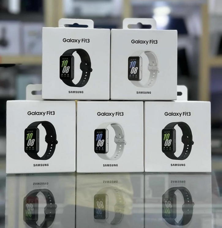 Неанонсированный Samsung Galaxy Fit 3 замечен в магазине (цена)