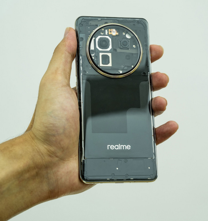 Спецверсия Realme 12 Pro+ попытается утереть нос Nothing Phone (2a)?