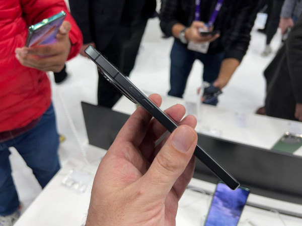 Tecno Camon 30 Premier  30 Pro   MWC:   ?