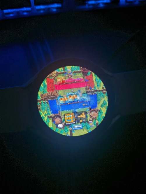 Энтузиаст запустил GTA, Need for Speed и God of War на Galaxy Watch 5