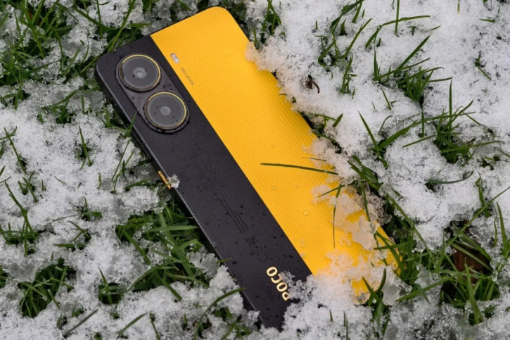   : POCO X7 Pro   ,   