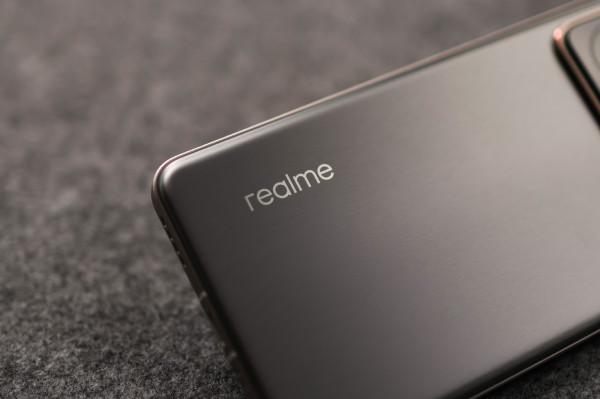 Realme GT 7 Pro Racing Edition      