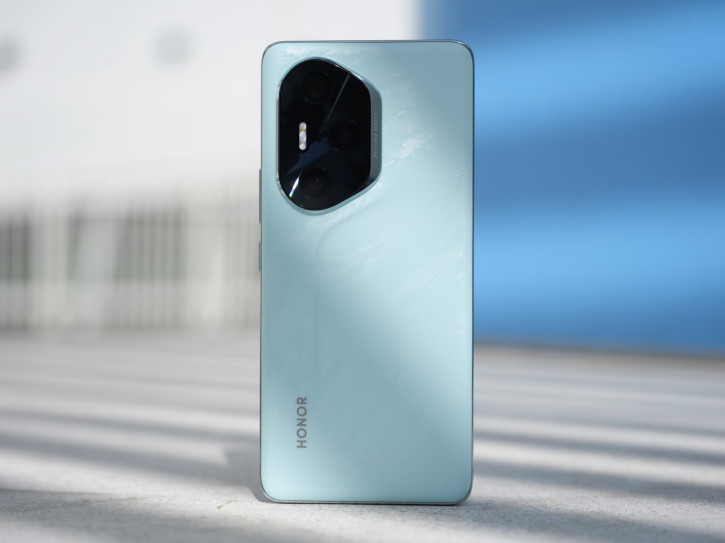 Honor 400    Qualcomm   