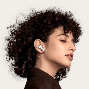  Xiaomi Buds 5 Pro     Xiaomi 15 Ultra