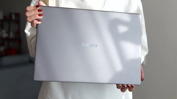 :  Honor MagicBook X16 2025    
