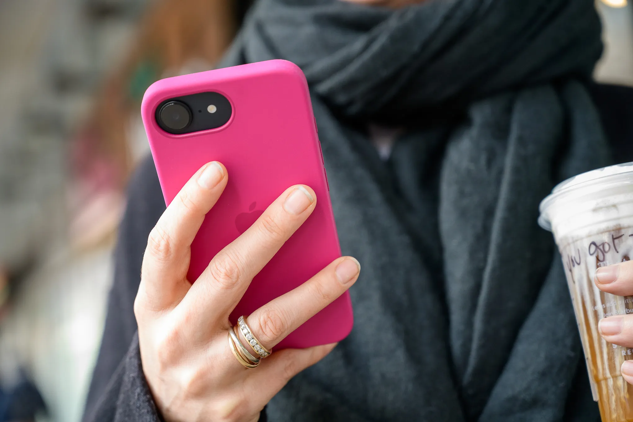 iPhone 16e         