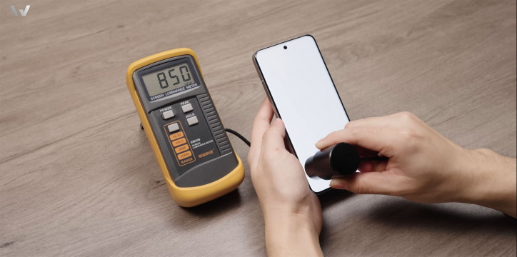 Xiaomi 15 Ultra    :  ?
