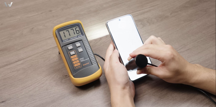 Xiaomi 15 Ultra    :  ?