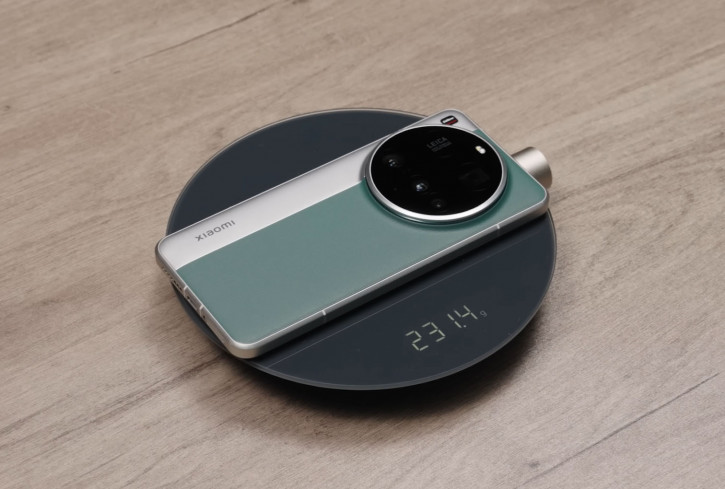 Xiaomi 15 Ultra    :  ?