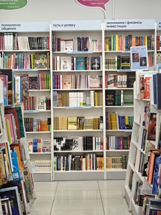 Обзор OPPO Reno15 5G: смартфон, который вернет вас в начало 2000-х