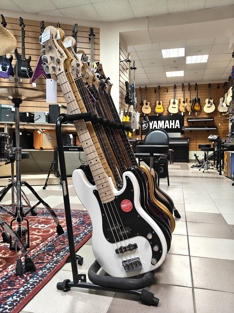 Обзор OPPO Reno15 5G: смартфон, который вернет вас в начало 2000-х