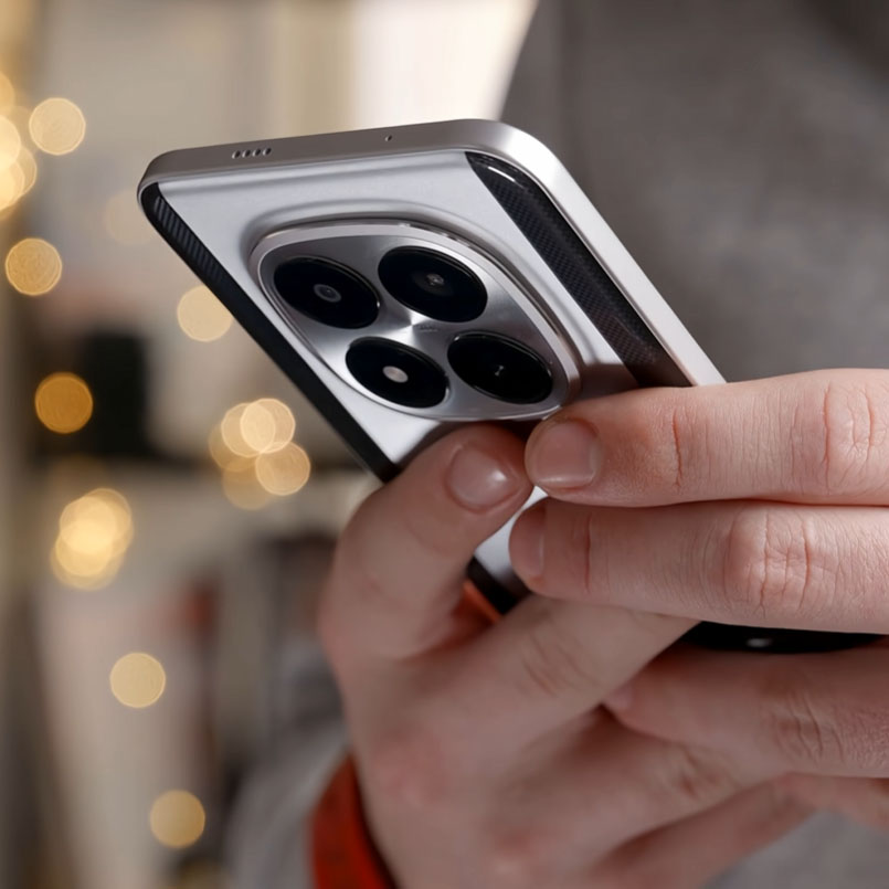 ВИДЕО: распаковка POCO M8 и M8 Pro – похожие снаружи, разные внутри