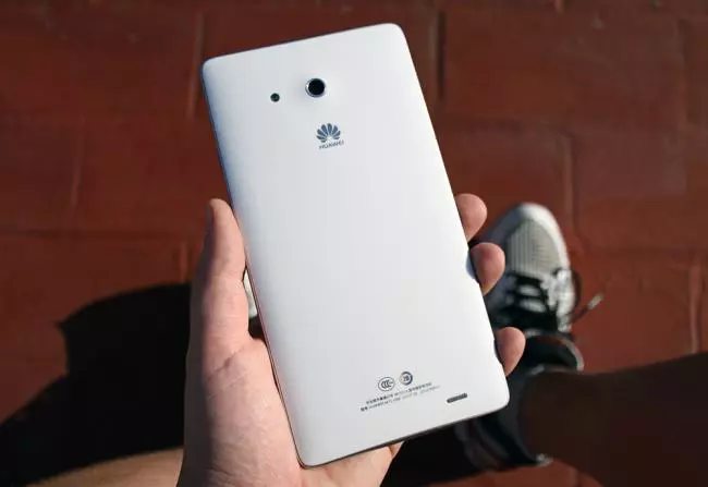 Возрождение классики? Крупный бренд готовит первый за многие годы смартфон 16:9