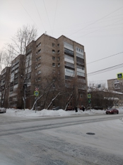 Обзор Honor X8d: большие батареи добрались до бюджеток!