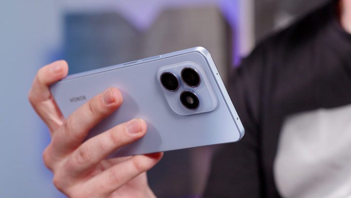 Обзор Honor X8d: большие батареи добрались до бюджеток!