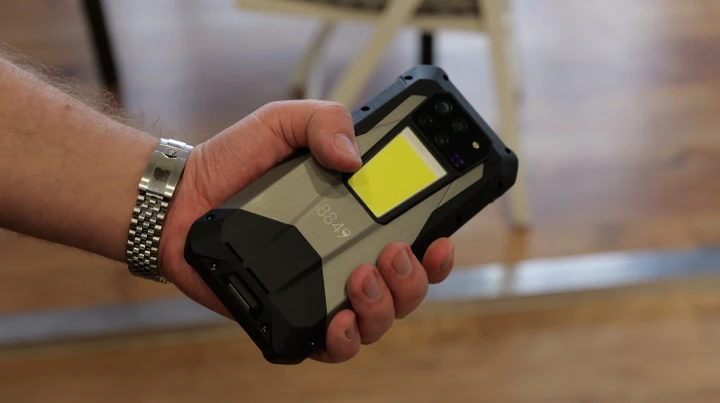 8849 готовит Tank 4 Pro c экраном QHD+ и прокачанным проектором