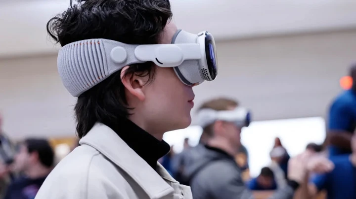 Apple Vision Pro готовится к релизу в Китае, где может сменить нейминг