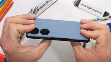 Последний компакт ASUS: Zenfone 10 испытали в тесте на прочность