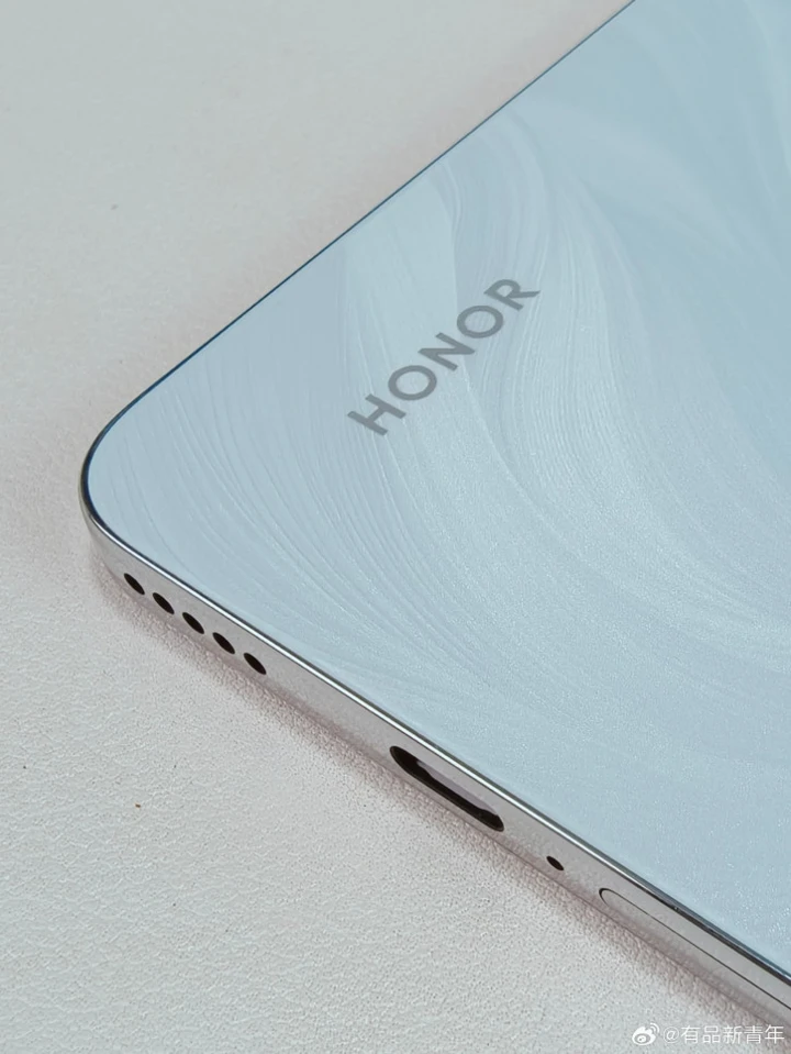 Без Ultra? Вероятный состав серии Honor 400 и уменьшение экранов