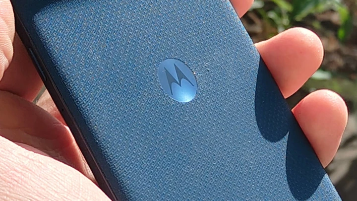 Что?! Motorola обдумывает возвращение к IPS-экранам