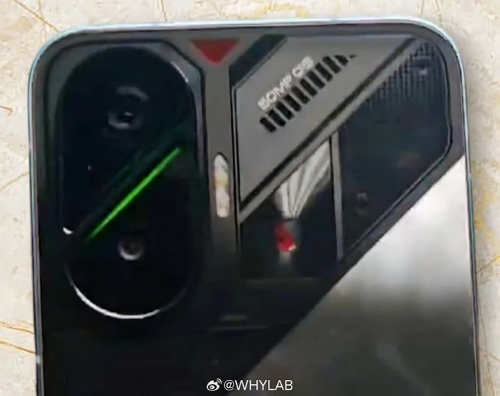 Что ты такое?! Шпионское фото раскрыло дизайн POCO F7