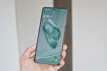 Кампания «нит»: что означают безумные яркости китайских экранов