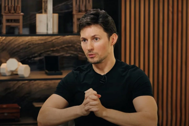 Павел Дуров признался, что 2 года пользовался середняком от Samsung