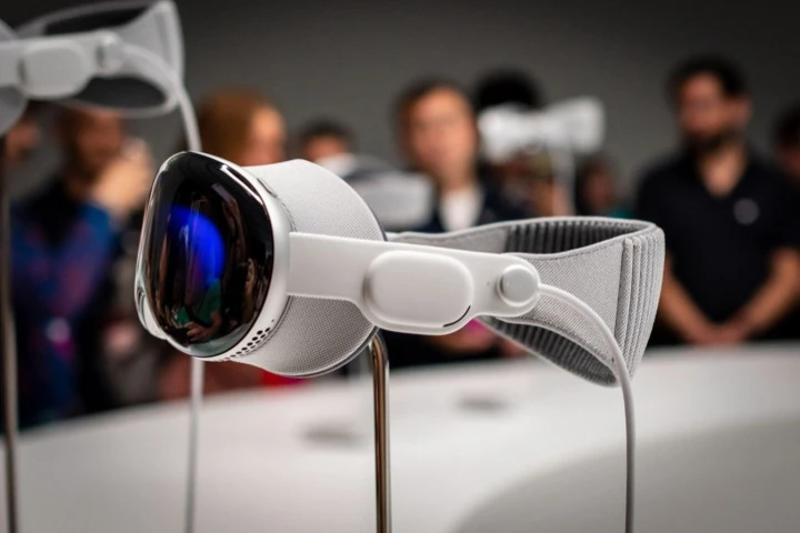 Apple Vision Pro прибыл в Россию: все версии и чудовищная цена