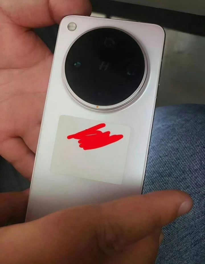 Финальный OPPO Find X8 Ultra засветился на шпионском фото?