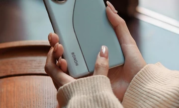 Honor 200 приписывают апгрейд батарей и отключаемый "остров"