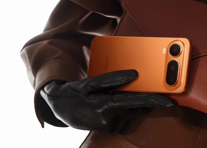 Honor Magic 8 Pro Air во всех цветах на слитых постерах и фото: когда ждать?