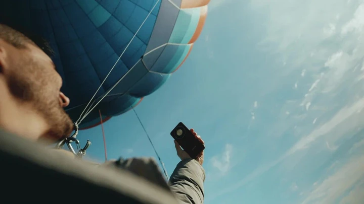 Honor X9d испытали сбросом с воздушного шара [видео]