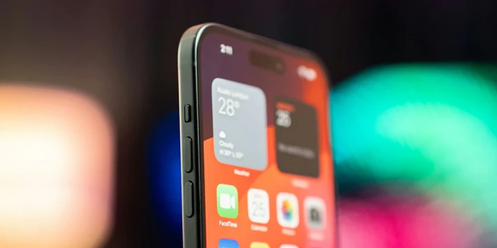 Новые рекордсмены индустрии: размеры экранных рамок iPhone 16 Pro