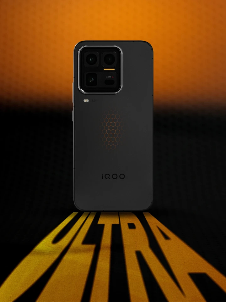 iQOO 15 Ultra уже красуется на «живых» фото и видео до анонса
