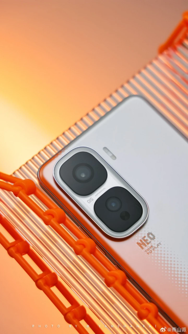 iQOO Neo 11 порадуют апгрейдом материалов и батарей: первые секреты