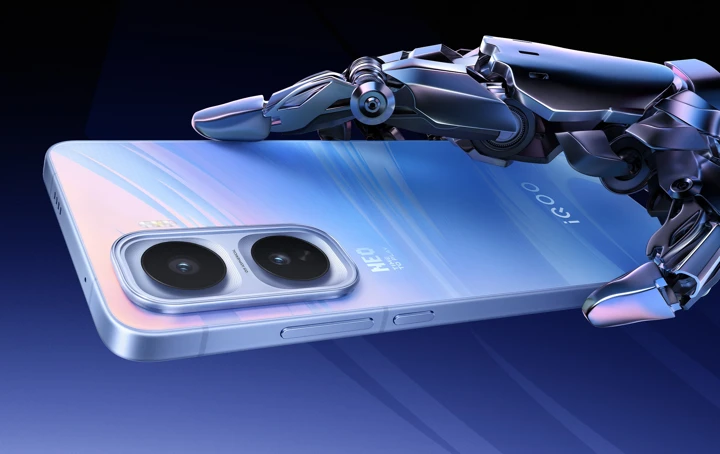 iQOO Neo 11 с батареей 7500 мАч выйдет до конца месяца