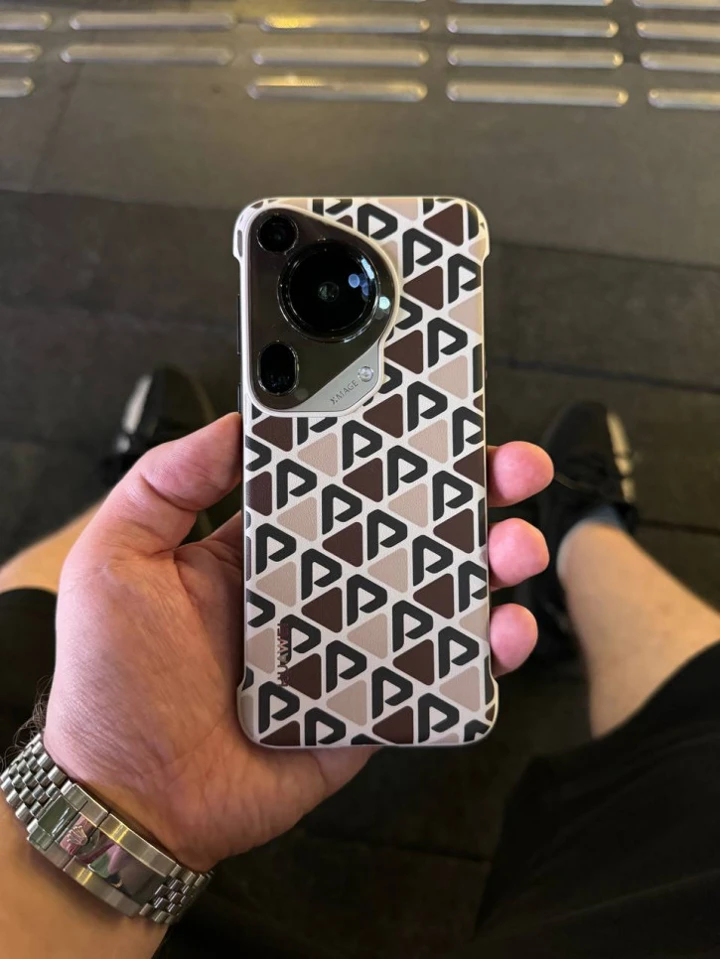 Исследуем Huawei Pura 70 Ultra! Примеры фото и облачный апгрейд кадров