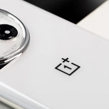 Круче, чем мы думали! OnePlus Ace 3 Pro получит люксовый наряд