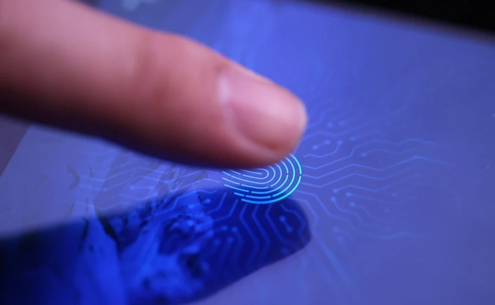 Все главные китайские вендоры тестируют ультразвуковой сканер пальца